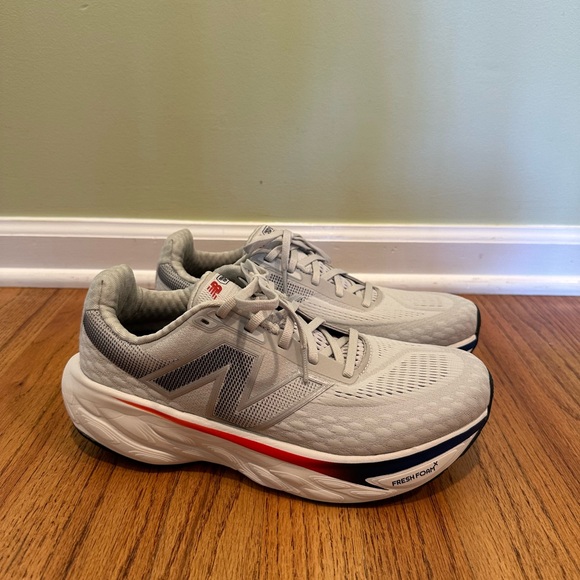Men’s New Balance 1080V14 Size 8.5 4E/Extra Wide Width - Picture 1 of 10